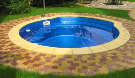 Бассейн на даче Бассейн на даче