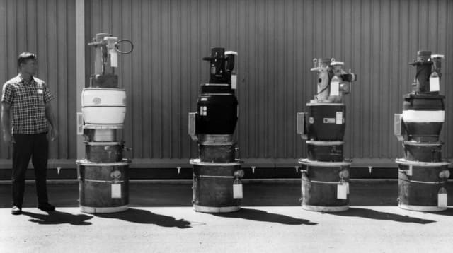 Радиолампы, которые не заменили транзисторы Радиолампы, которые не заменили транзисторы