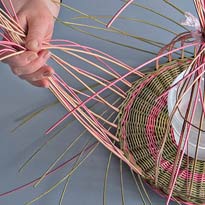 Как плести корзину из лозы Как плести корзину из лозы