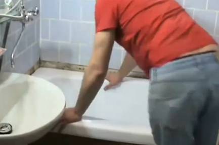 Установка акриловой вставки (вкладыша) в ванну Установка акриловой вставки (вкладыша) в ванну