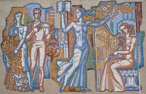 Мозаичный рисунок в селе Мишкино, Курганская область Мозаичный рисунок в селе Мишкино, Курганская область