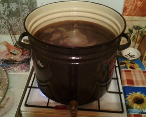 Как сварить пиво дома (в домашних условиях) Как сварить пиво дома (в домашних условиях)