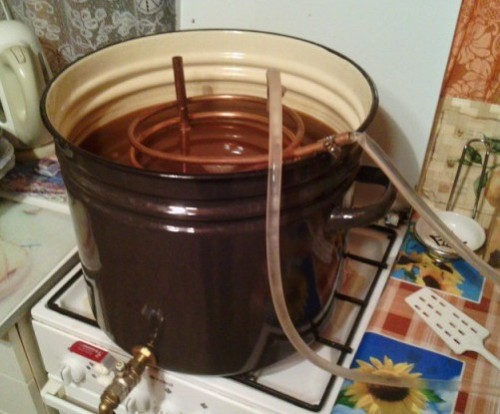 Как сварить пиво дома (в домашних условиях) Как сварить пиво дома (в домашних условиях)