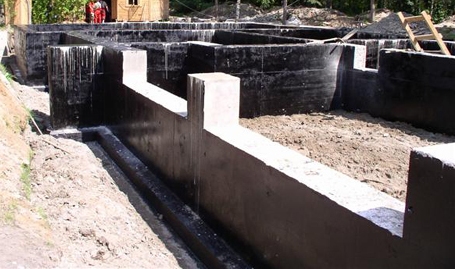 Гидроизоляция ленточного фундамента Гидроизоляция ленточного фундамента