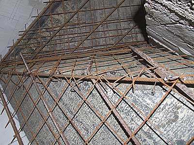 Бетонная лестница в подвал Бетонная лестница в подвал