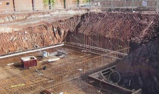 Подвал в жилом доме Подвал в жилом доме