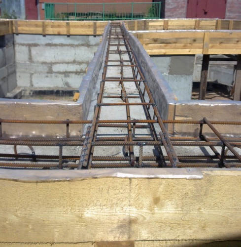 Подвал в жилом доме Подвал в жилом доме